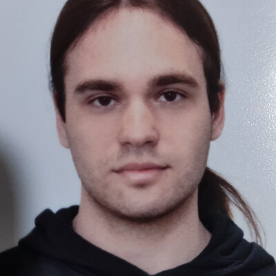 Hristo  zoekt een Kamer / Huurwoning / Appartement in Eindhoven