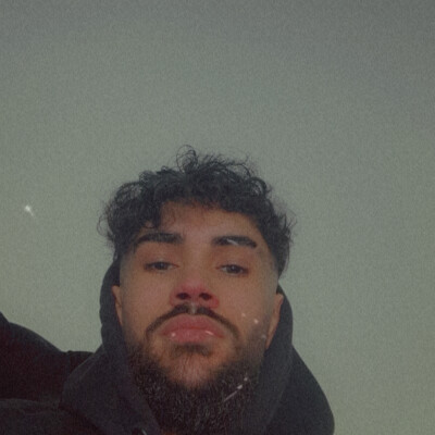 Masoud zoekt een Kamer / Huurwoning / Appartement in Eindhoven